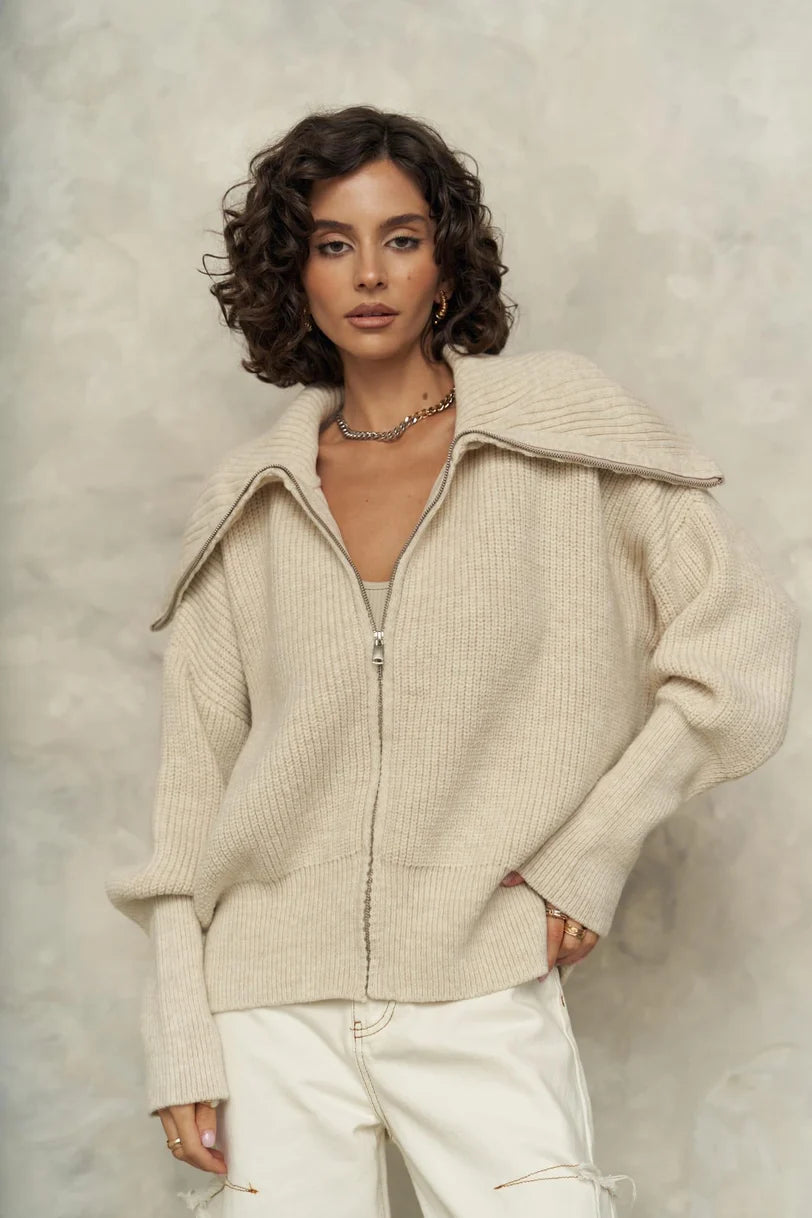 Strickjacke | beige - coming soon